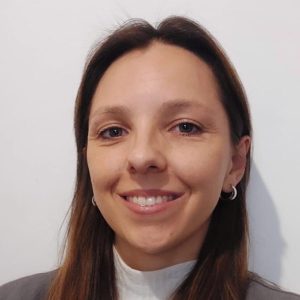 Lic. Ps. Jimena SanchezEspecialización en Psicología Clínica orientada a adultos. Cuenta con experiencia en el abordaje de consumos problemáticos desde el ámbito clínico e institucional, así como también en la realización de evaluaciones psicológicas.